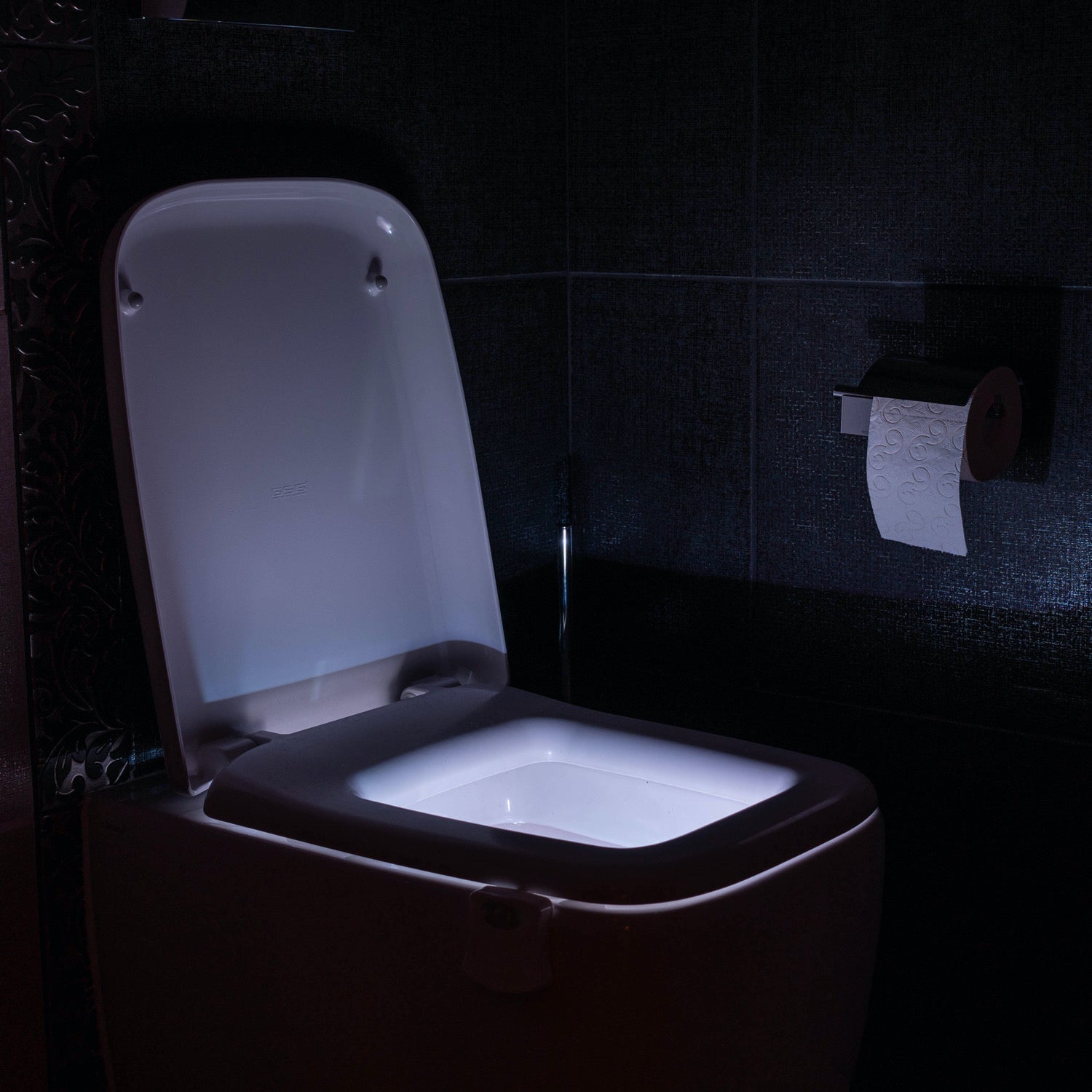 Lumina de Noapte LED Pentru Vasul de Toaleta - Vreau Chestii